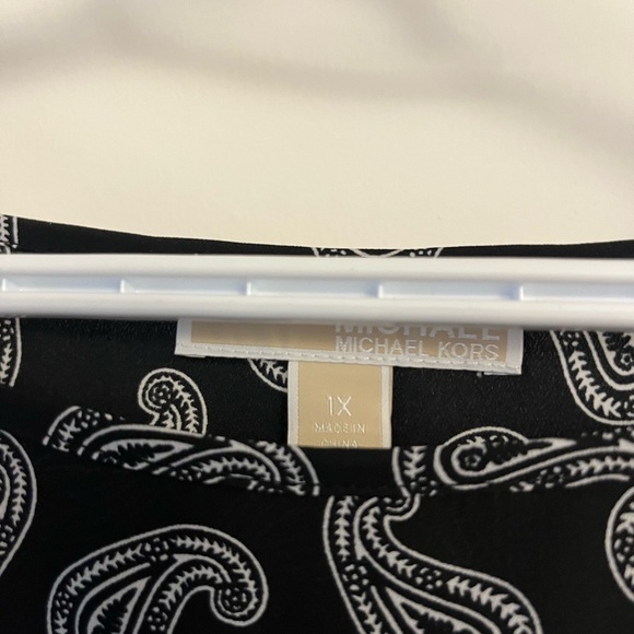 Michael Kors Blouse - Picture 2 of 3